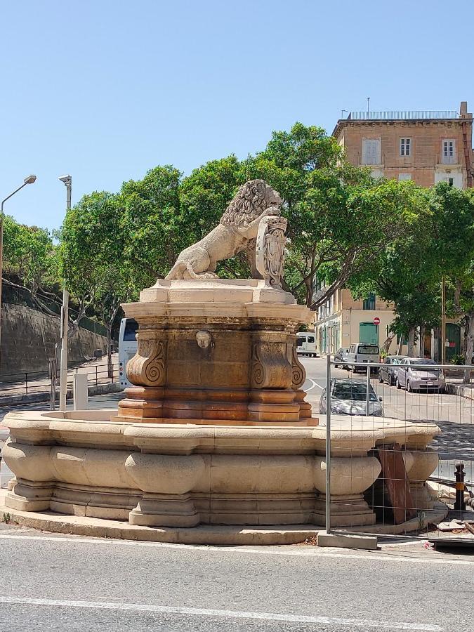 Valletta Door Floriana Kültér fotó